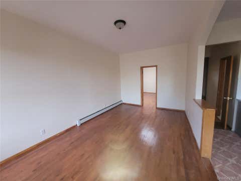 Apartment For Rent - 433 Jerome Street #1<br/> Brooklyn, NY 11207