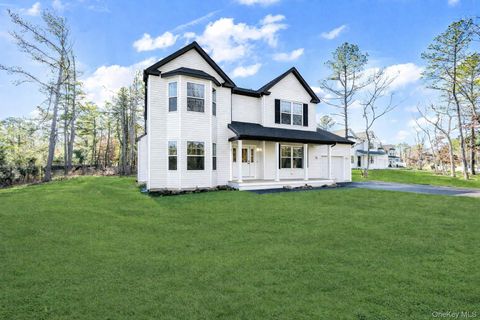 7 Henkel Road Lake Grove NY 11755