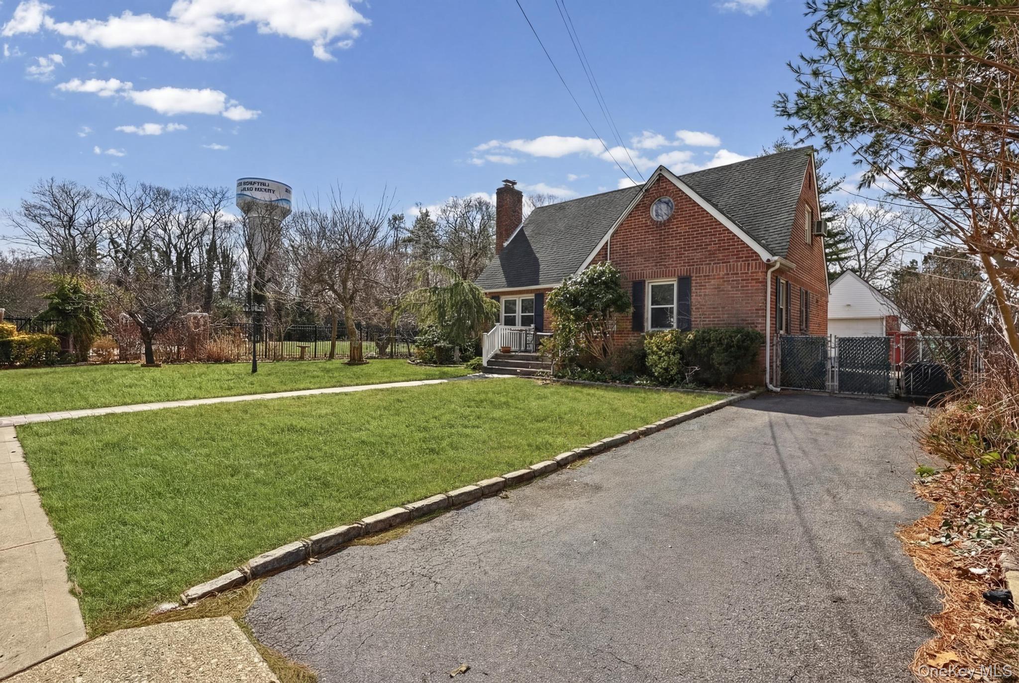 544 Birch Street