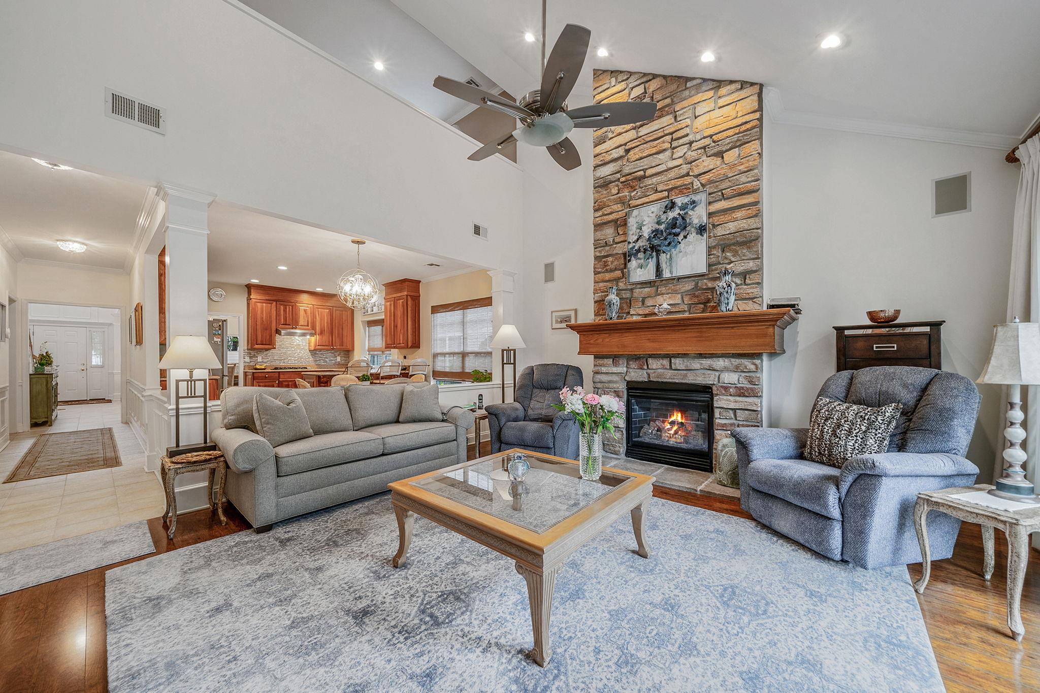 74 Louden Loop, Mount Sinai, New York image 20
