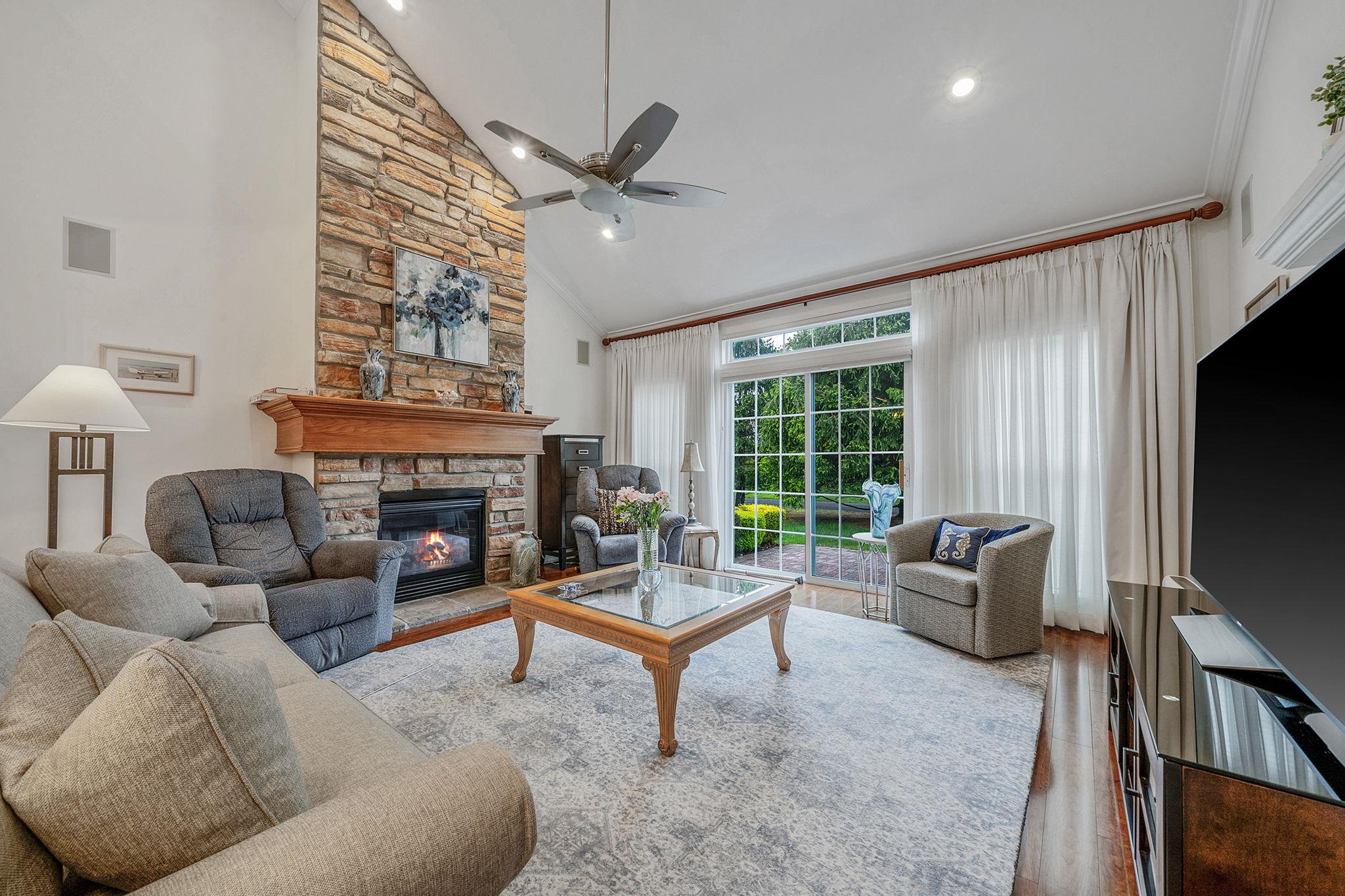 74 Louden Loop, Mount Sinai, New York image 19