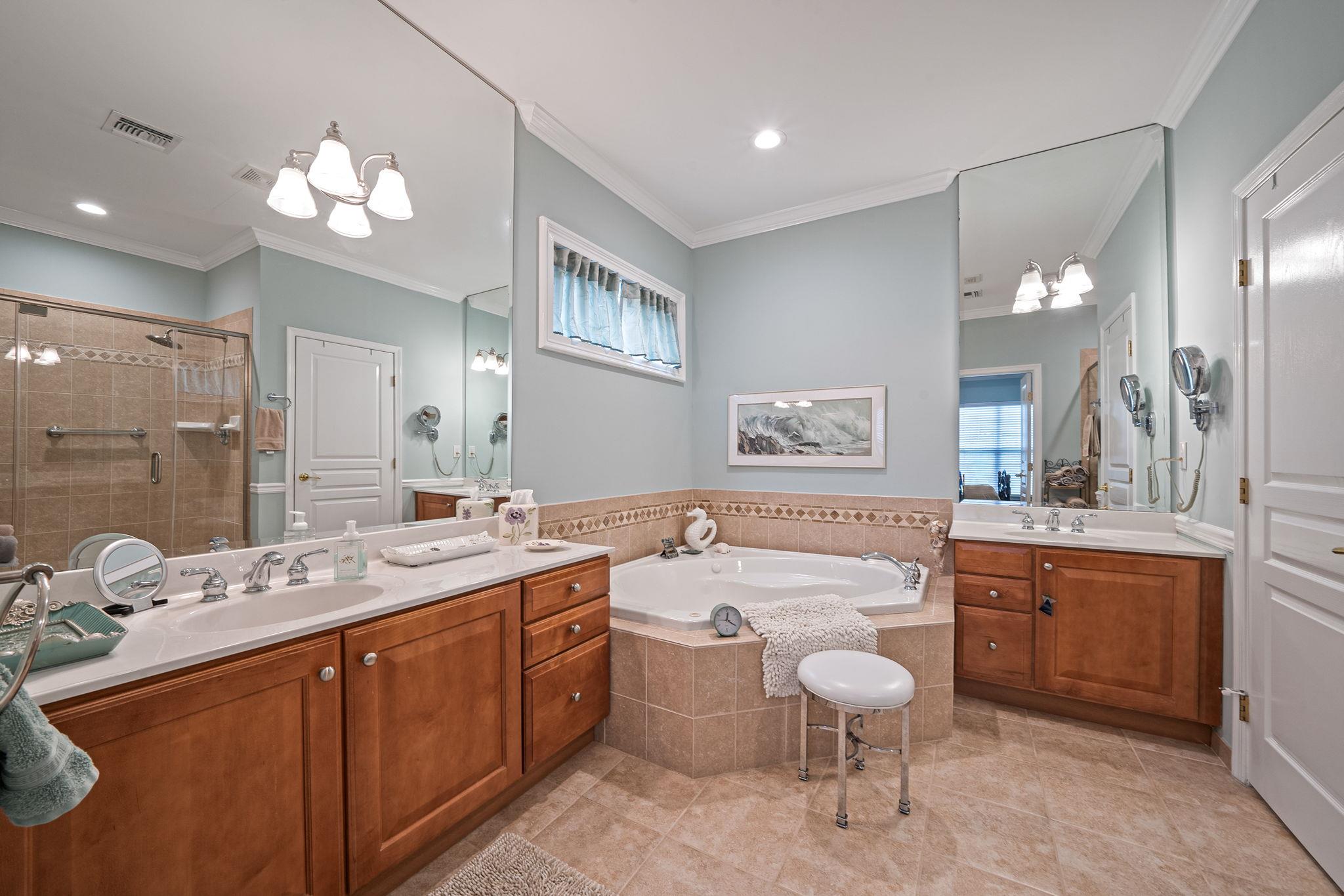 74 Louden Loop, Mount Sinai, New York image 25