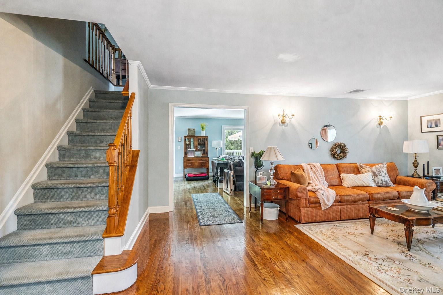 6 Cedar Avenue