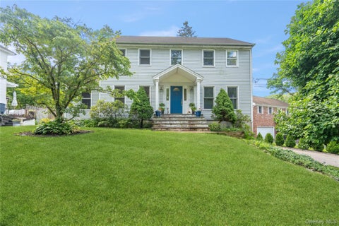 Photo of 6 Cedar Avenue, Locust Valley, NY 11560 (MLS # 1010411)