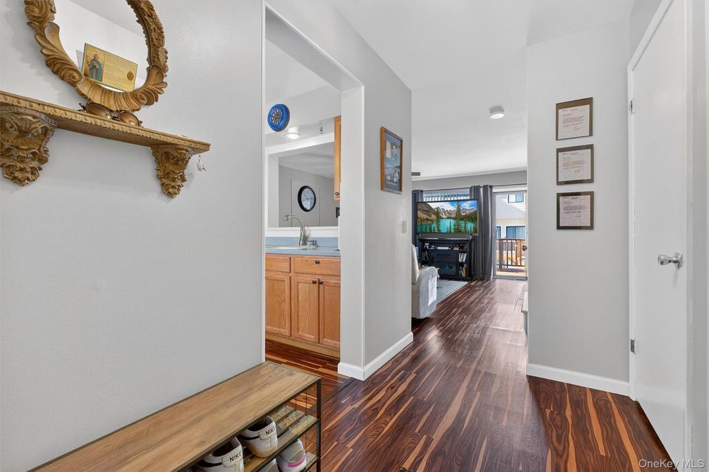 Photo of 5307 Chelsea Cove N, Hopewell Junction, NY 12533 (MLS # 959265)