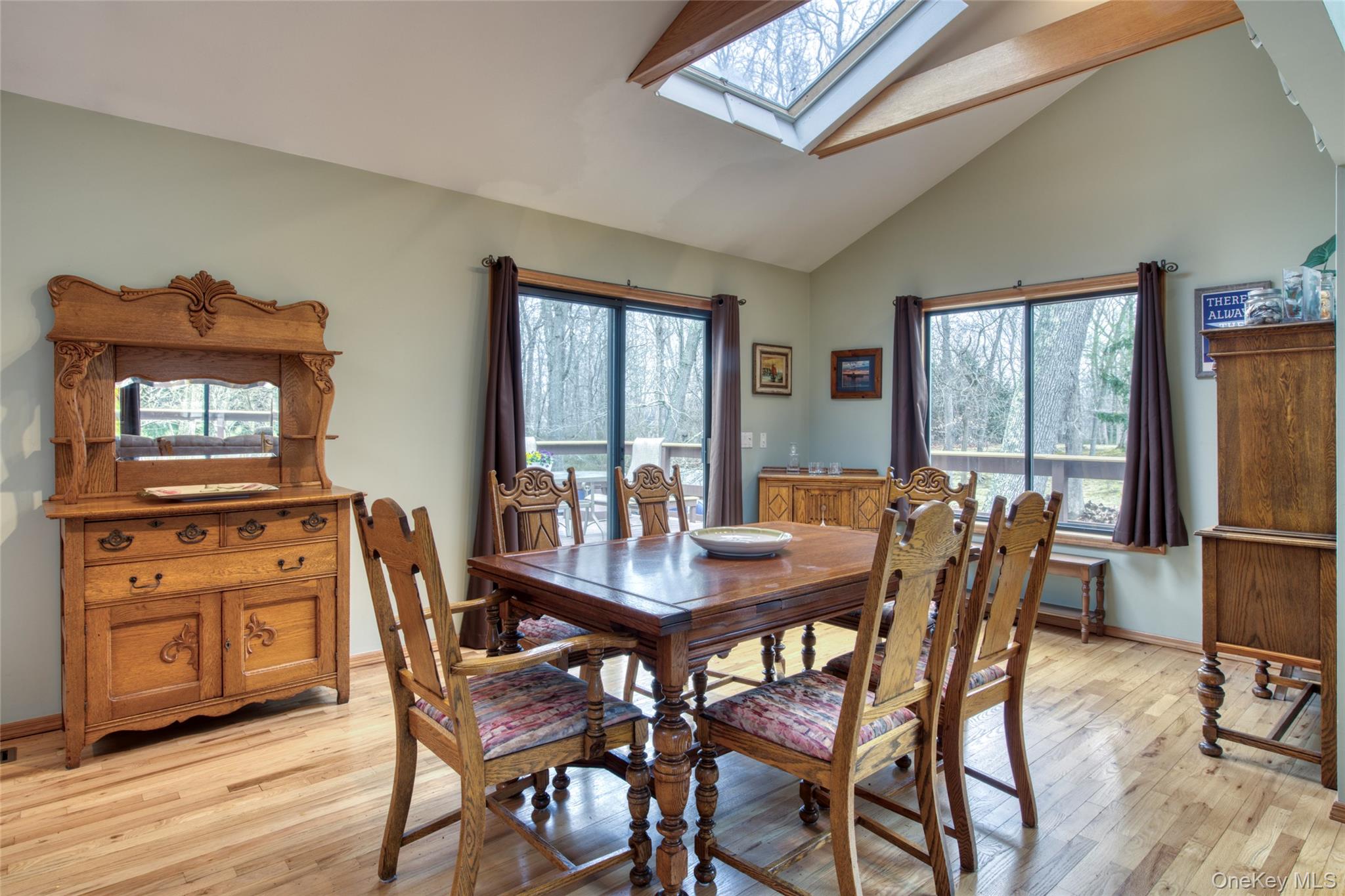 16 Shelterlands Path