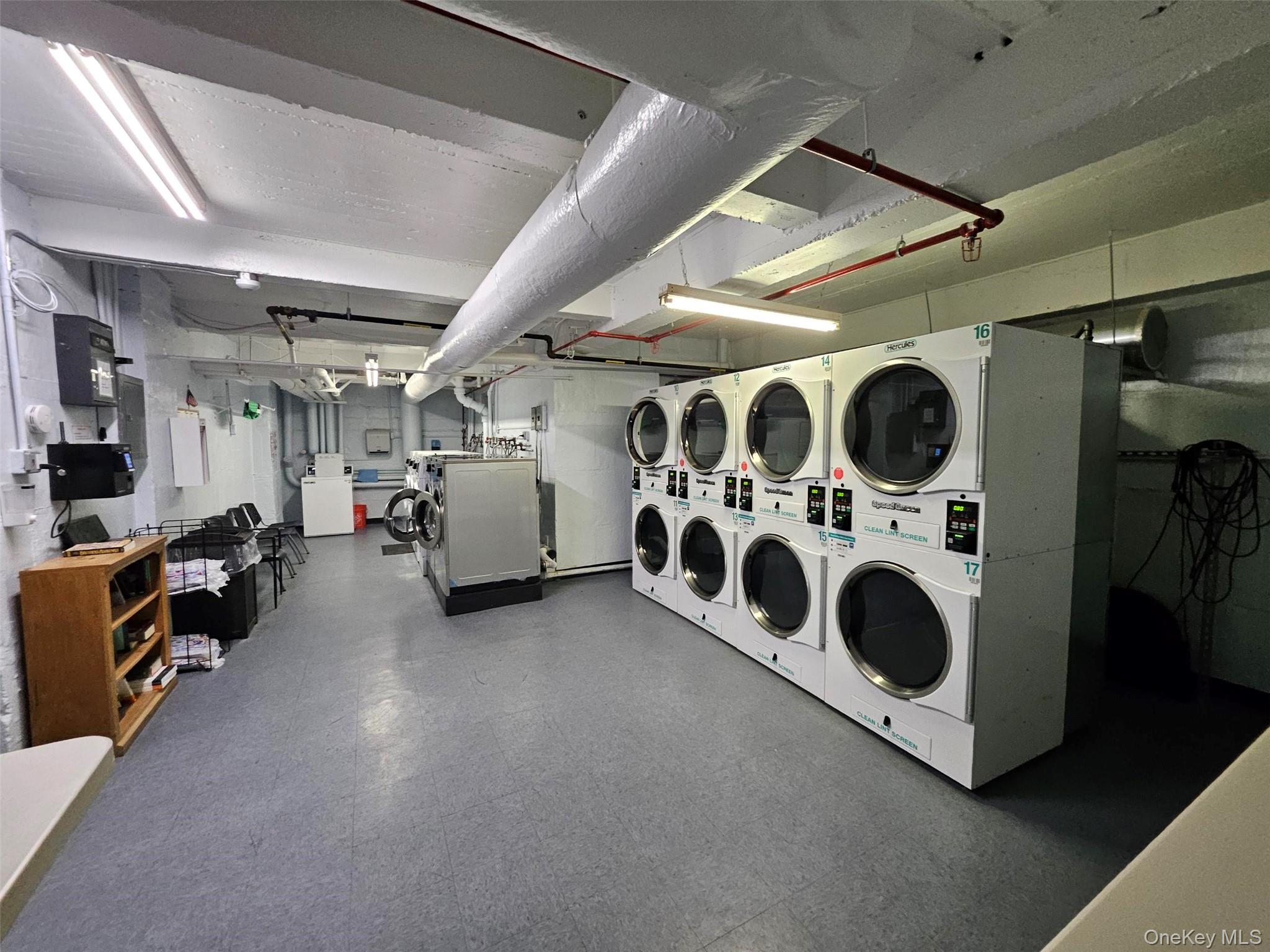 224-24 Union Turnpike 1R