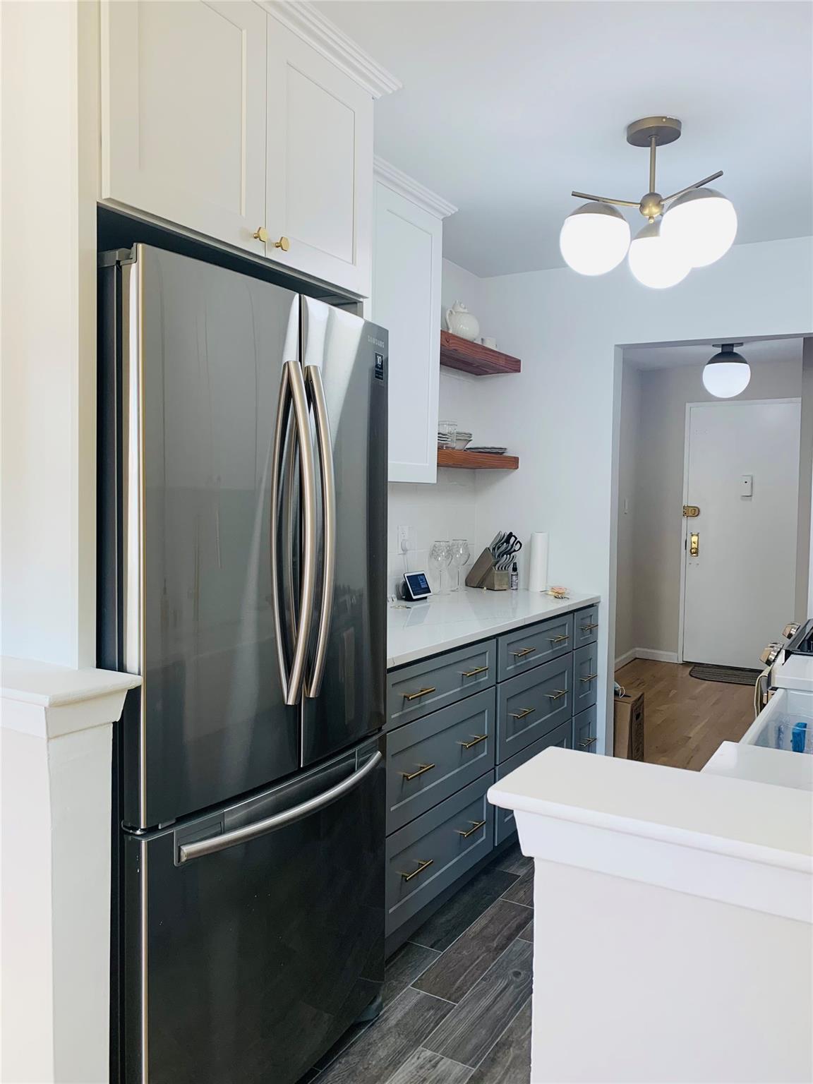 86-11 151 Avenue #2A, Howard Beach, New York image 4