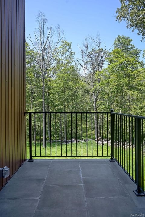 Tiny photo for 30 Narrow Road, Kingston, NY 12401 (MLS # 973063)