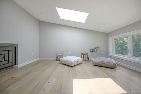 Tiny photo for 30 Narrow Road, Kingston, NY 12401 (MLS # 973063)