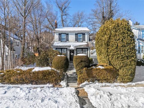 Homes For Sale - 51 Agnola Street<br/> Yonkers, NY 10707