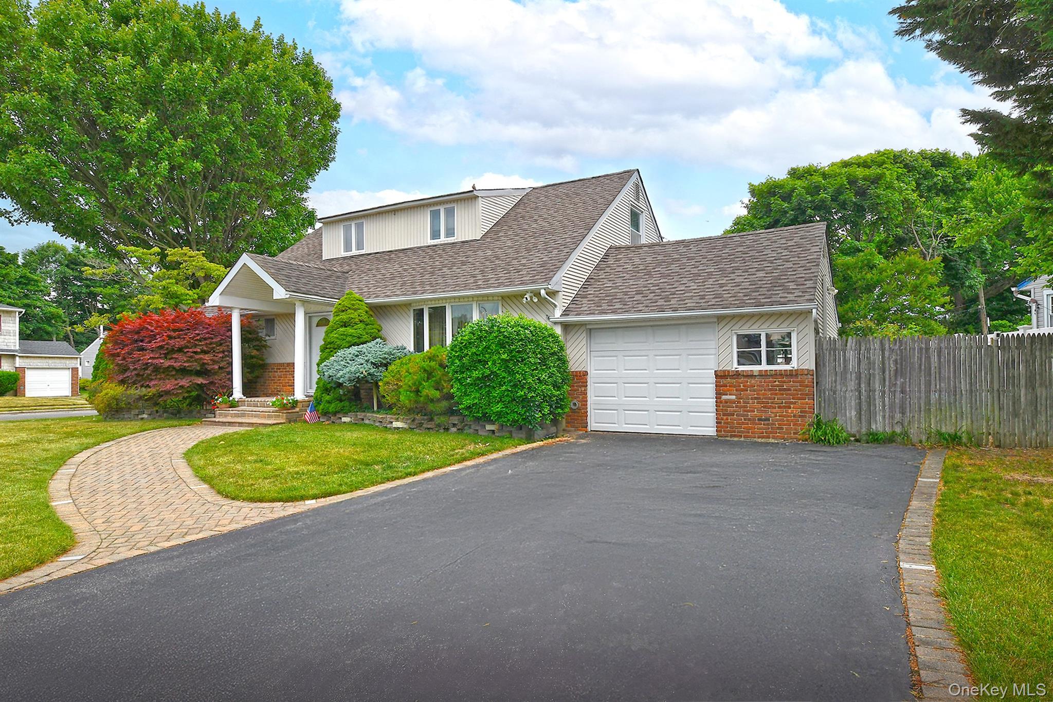 1238 Garden Place