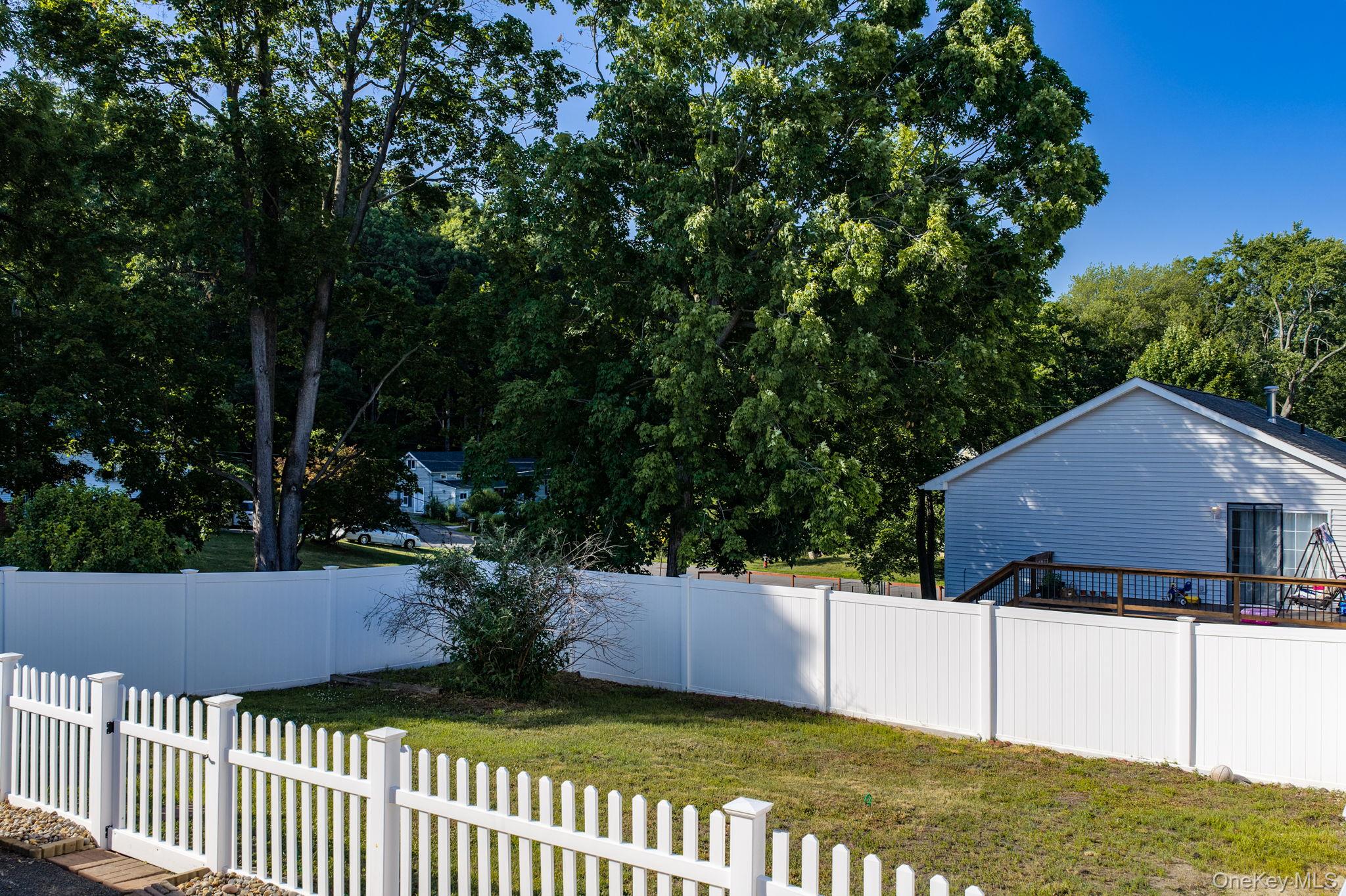 32 W Conkling Avenue