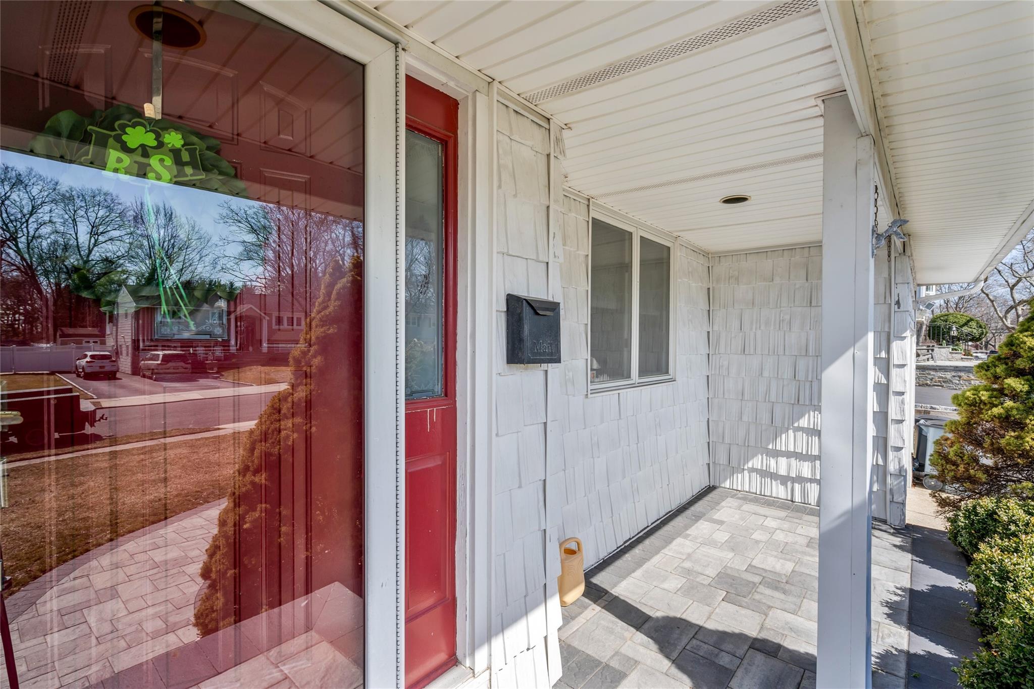 54 Bethany Drive, Commack, New York image 5