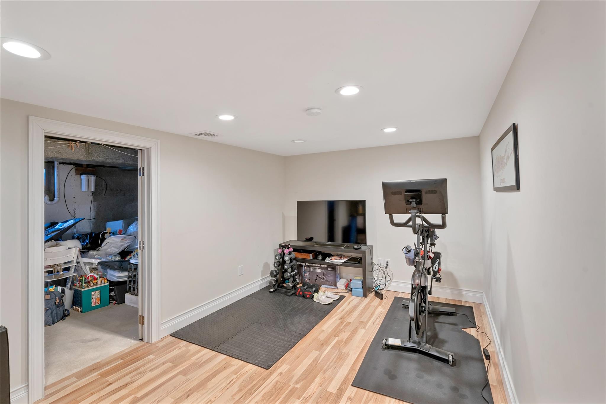 54 Bethany Drive, Commack, New York image 25