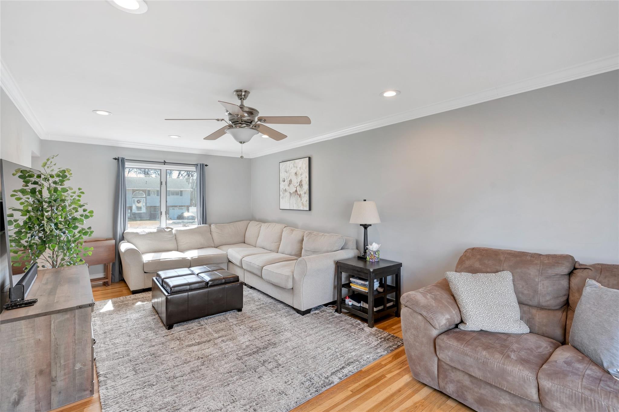 54 Bethany Drive, Commack, New York image 7
