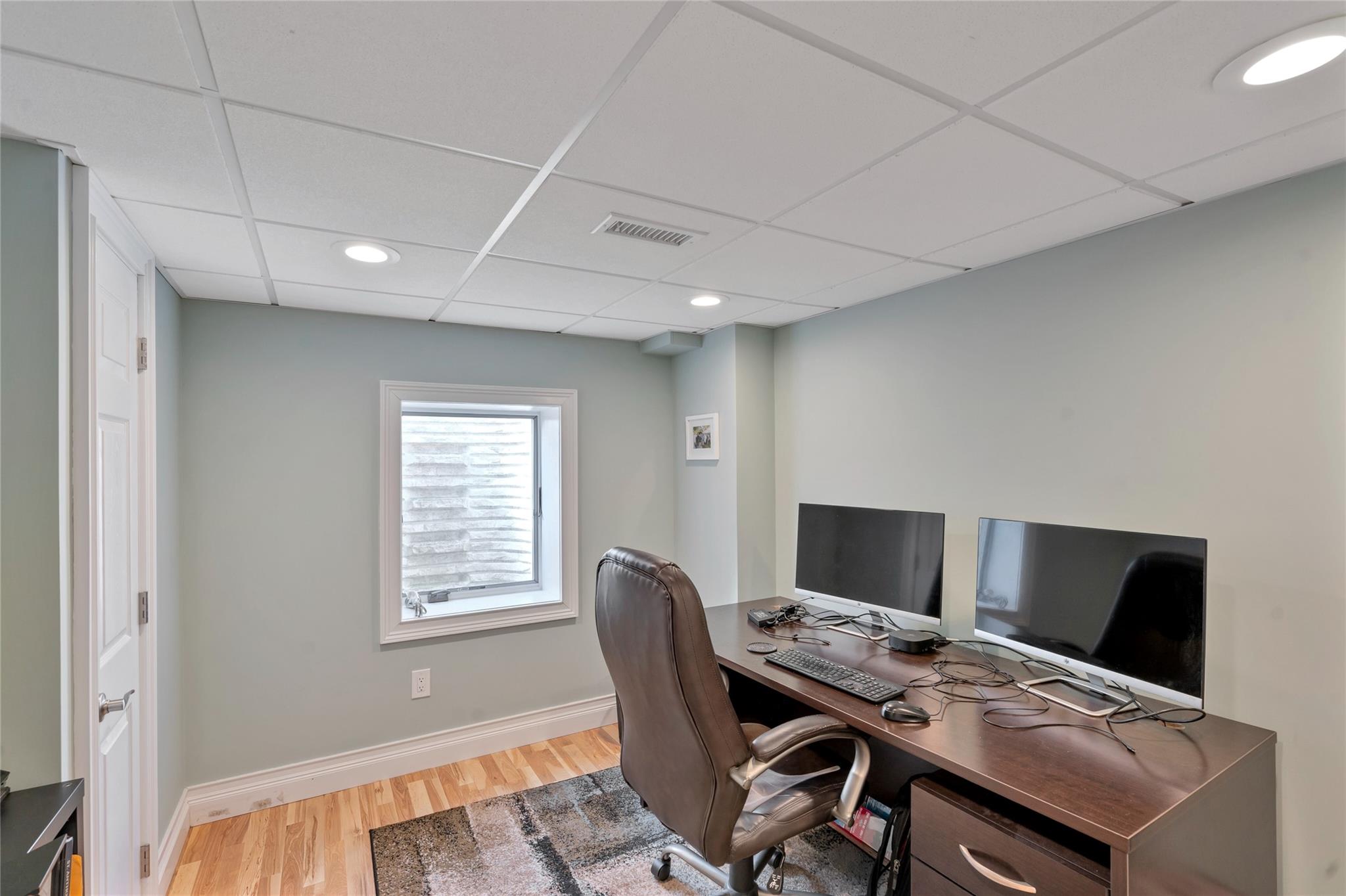 54 Bethany Drive, Commack, New York image 23