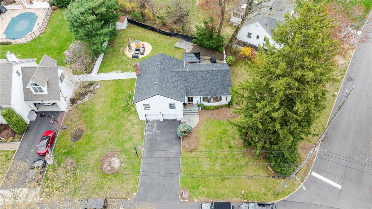 149 Hanson Lane, New Rochelle, New York image 21
