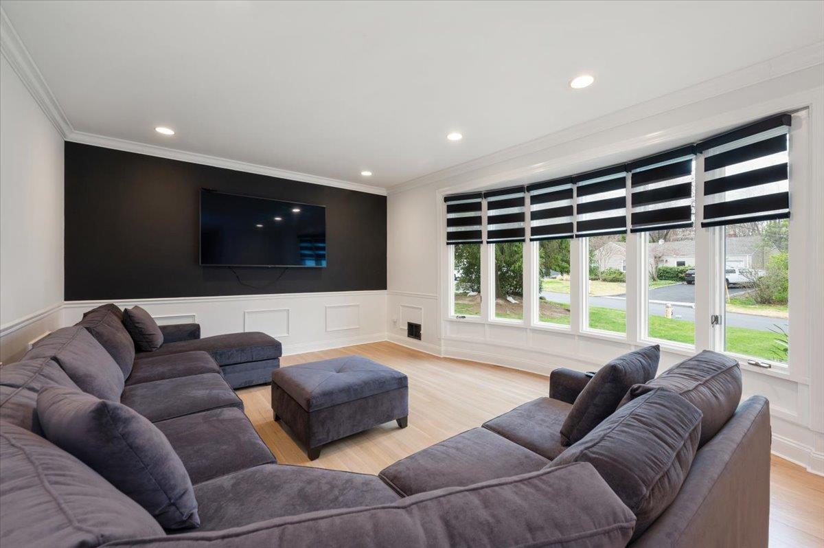 149 Hanson Lane, New Rochelle, New York image 4