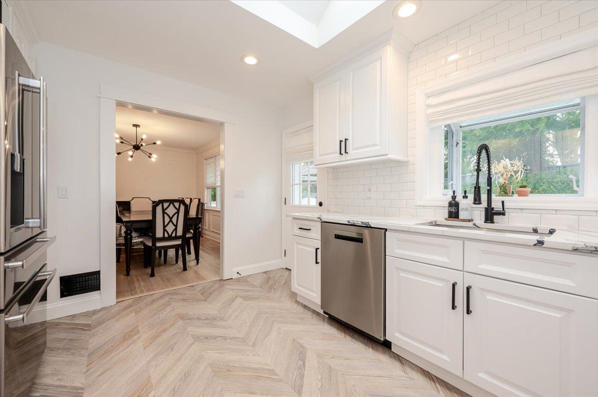 149 Hanson Lane, New Rochelle, New York image 10
