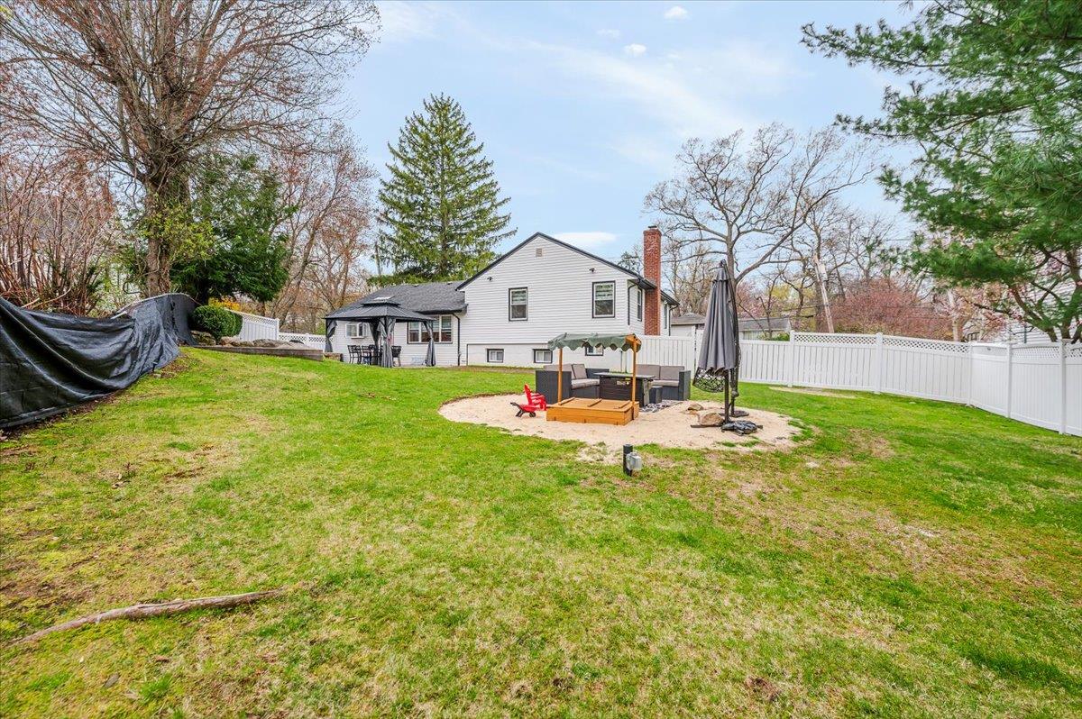 149 Hanson Lane, New Rochelle, New York image 22