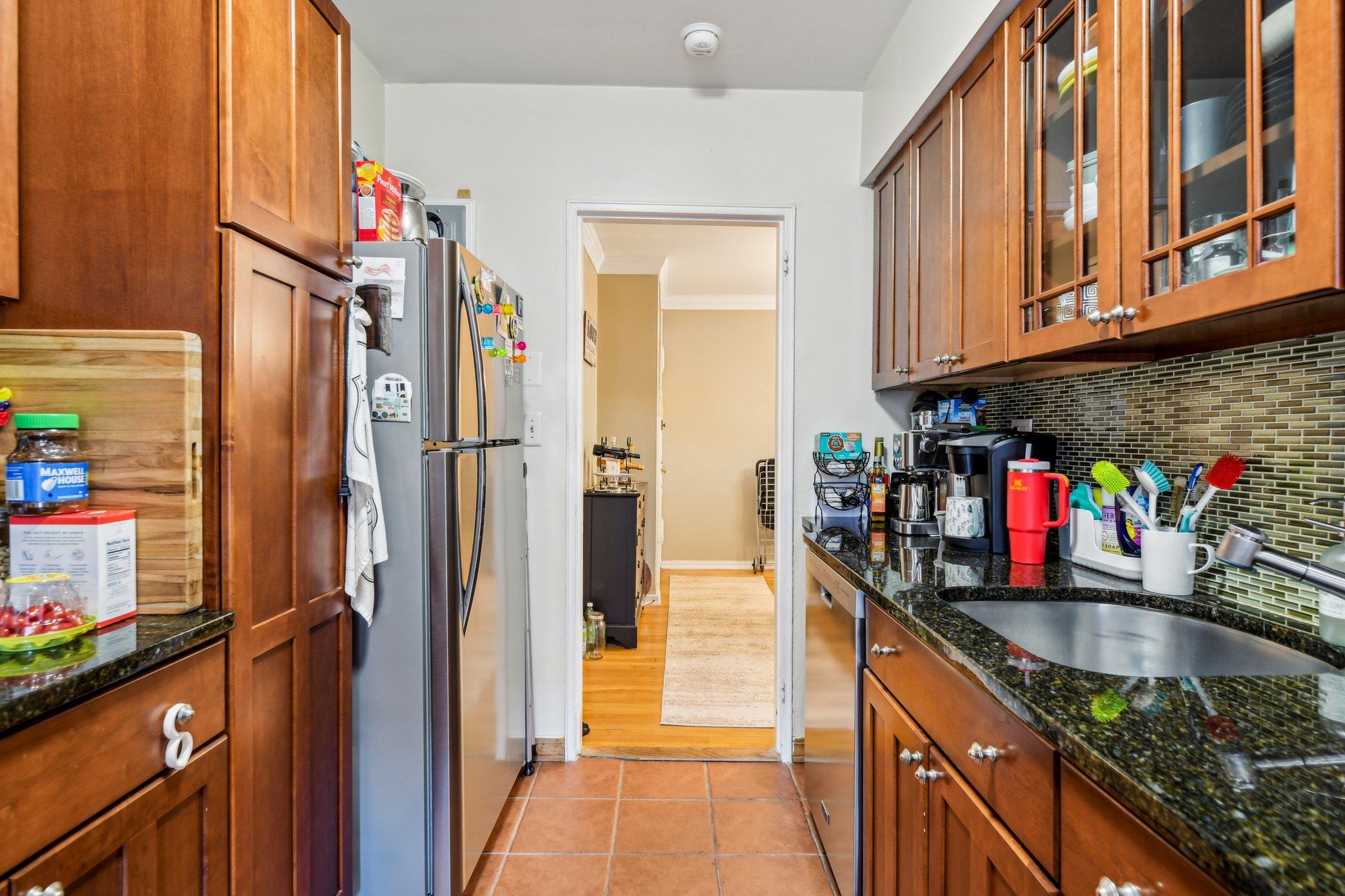 200 N Village Avenue #D10, Rockville Centre, New York image 11