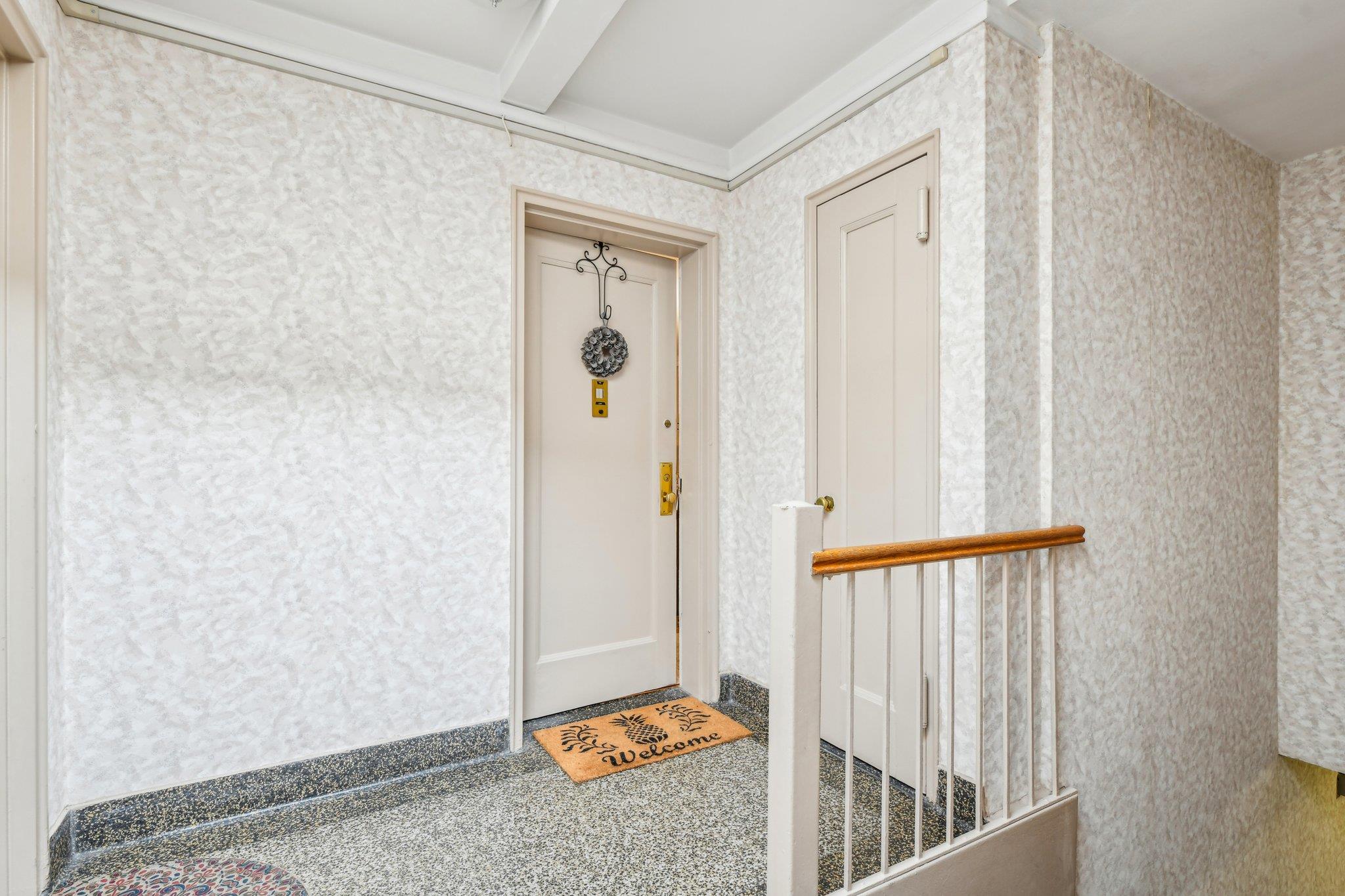 200 N Village Avenue #D10, Rockville Centre, New York image 3
