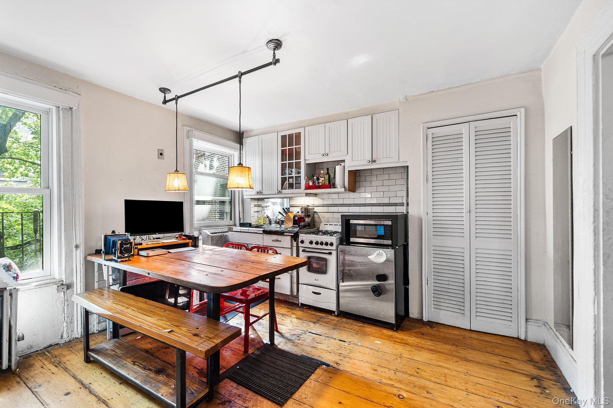 340 W 11th Street 3WR