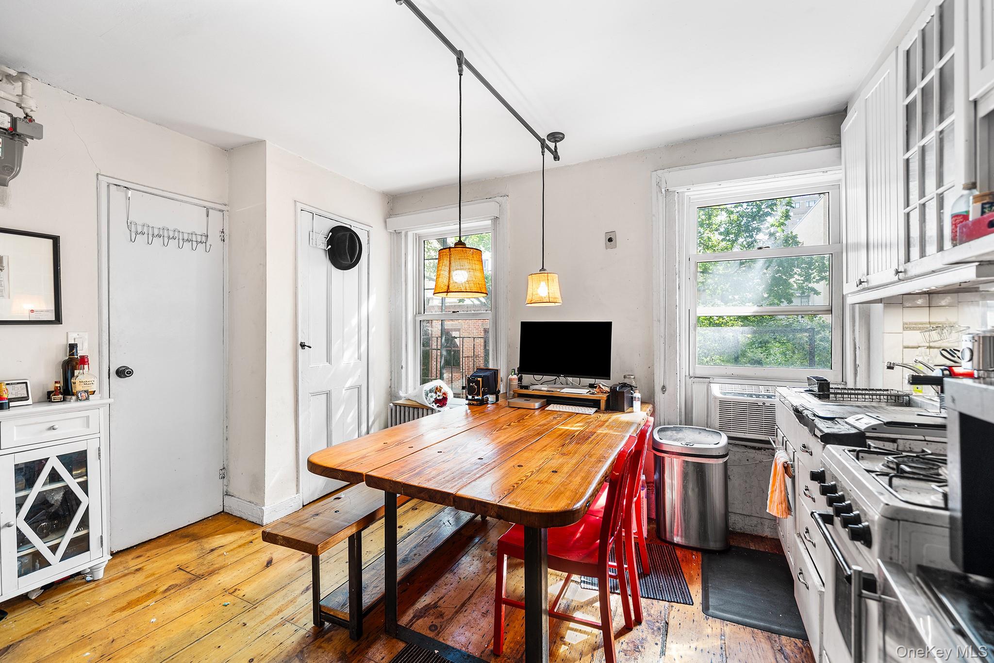 340 W 11th Street 3WR