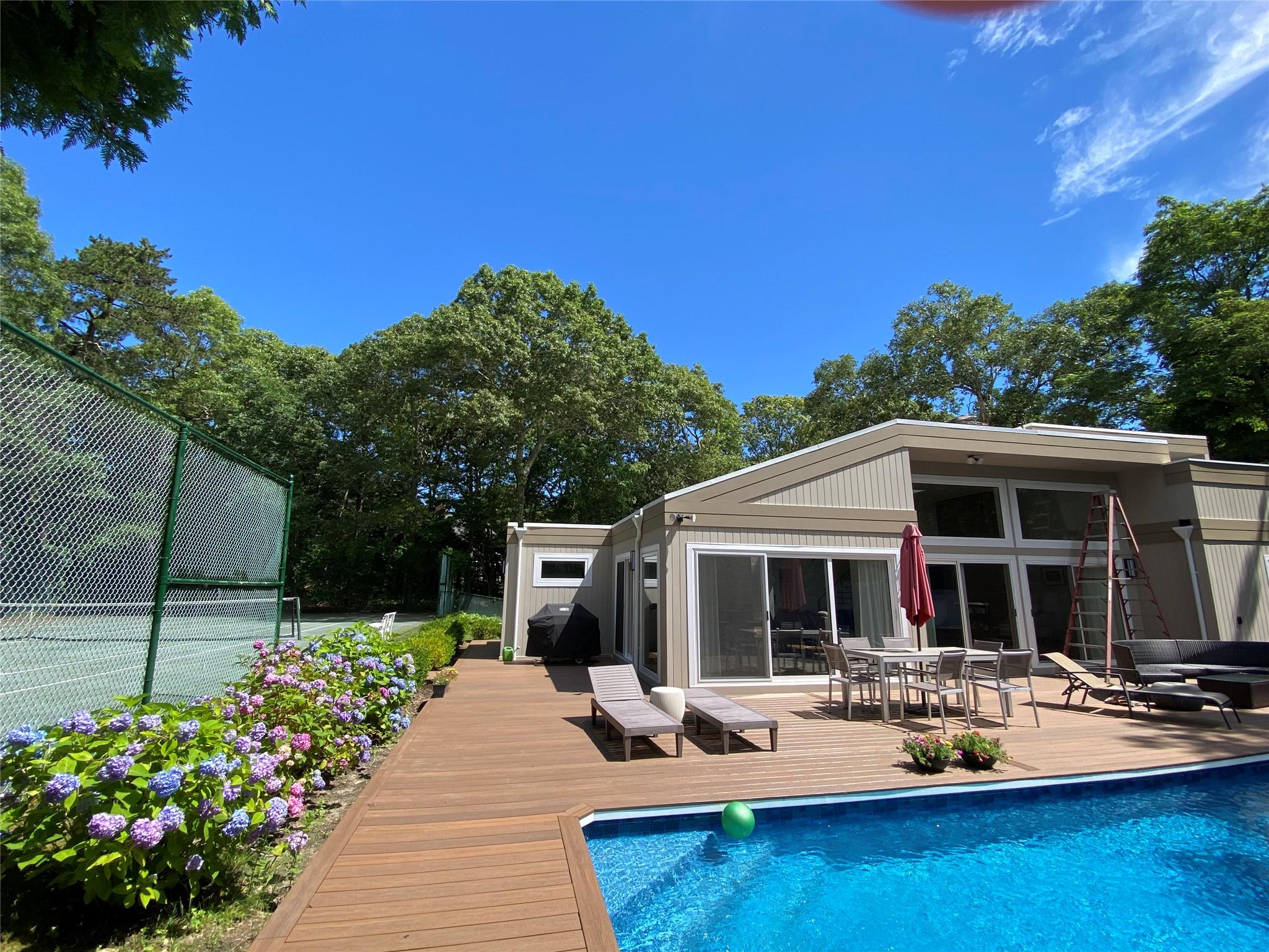 14 Woodland Lane