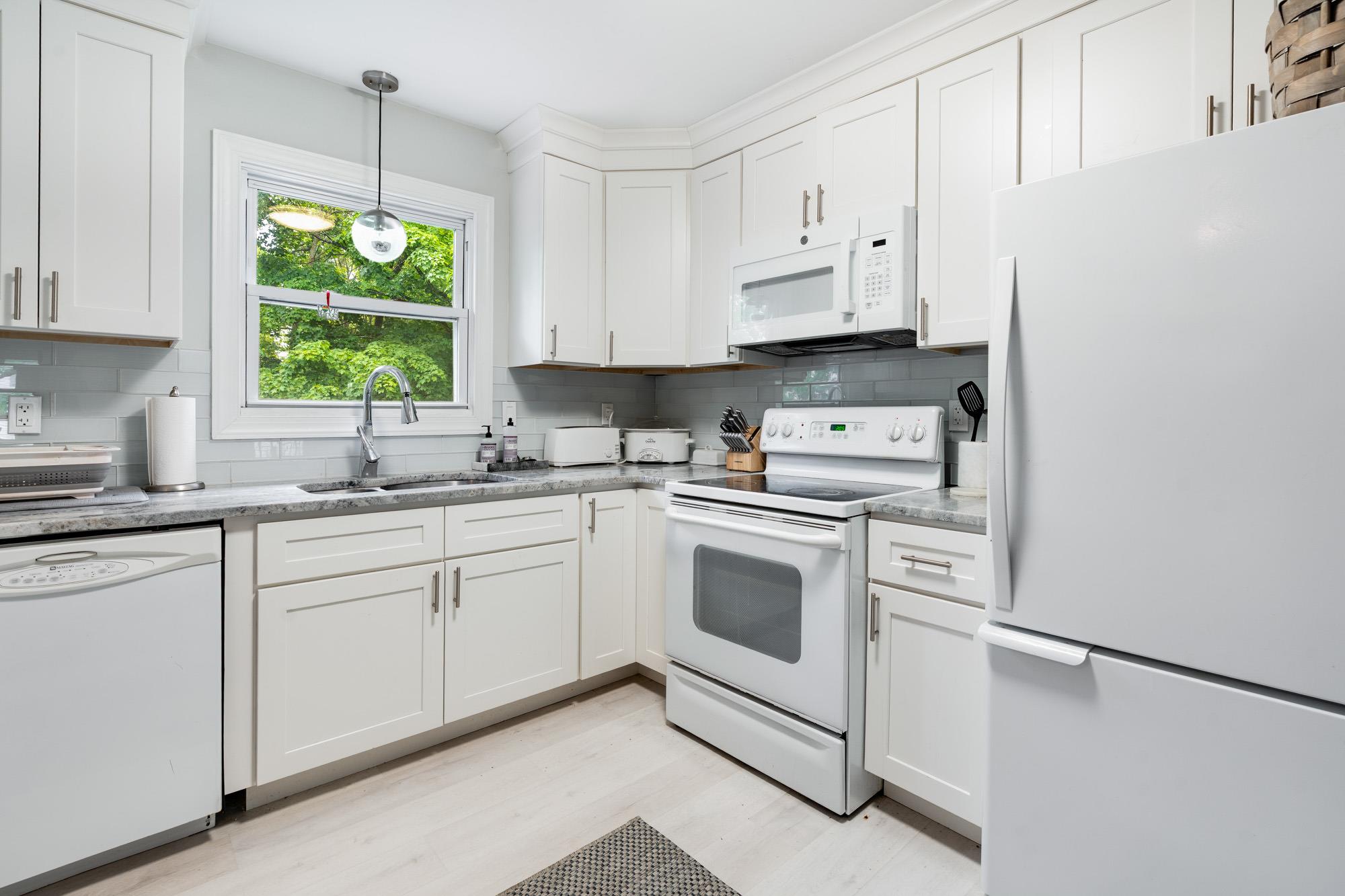 53 Cardinal Drive, Poughkeepsie, New York image 11