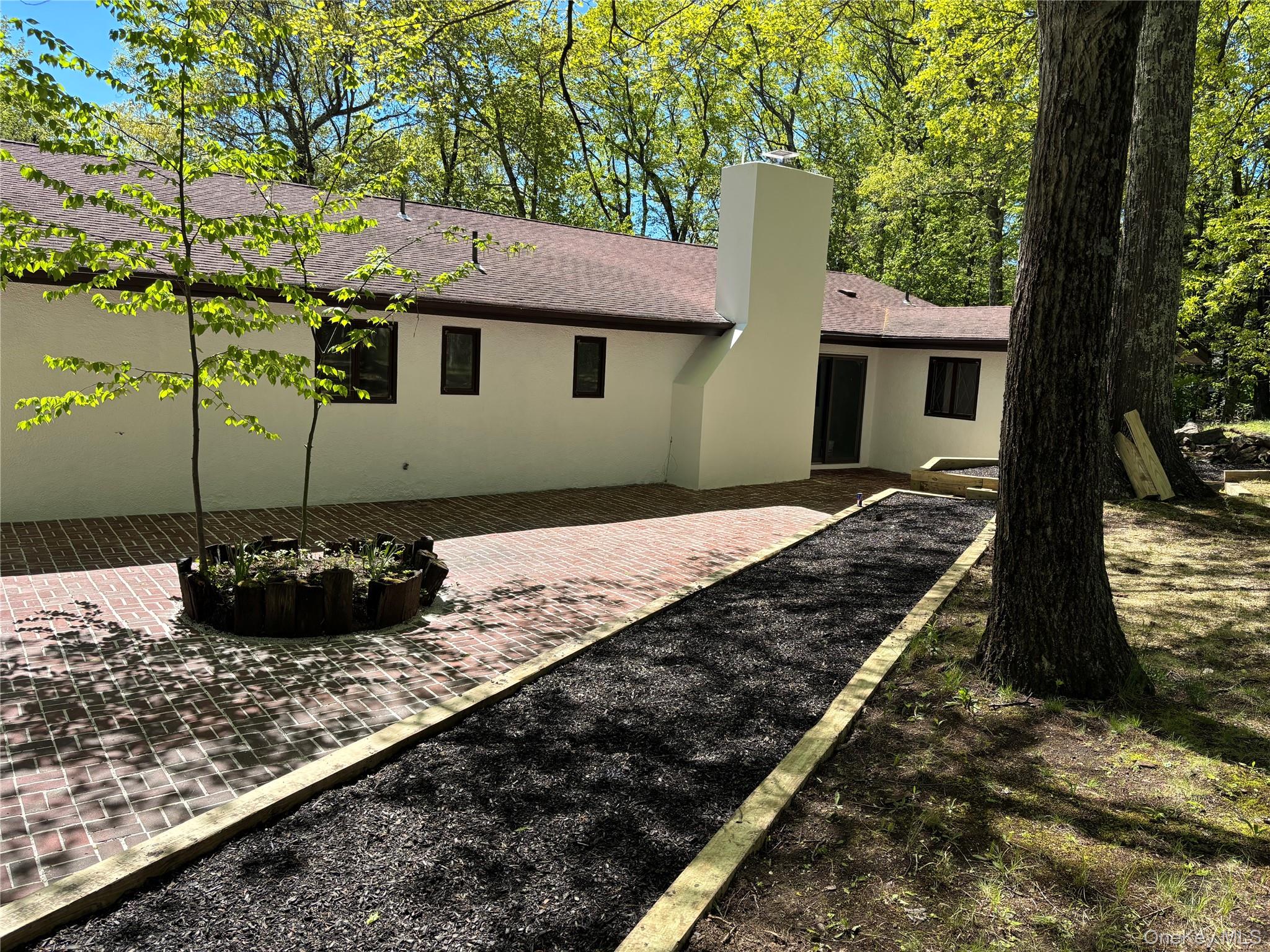 18 Hillside View Road