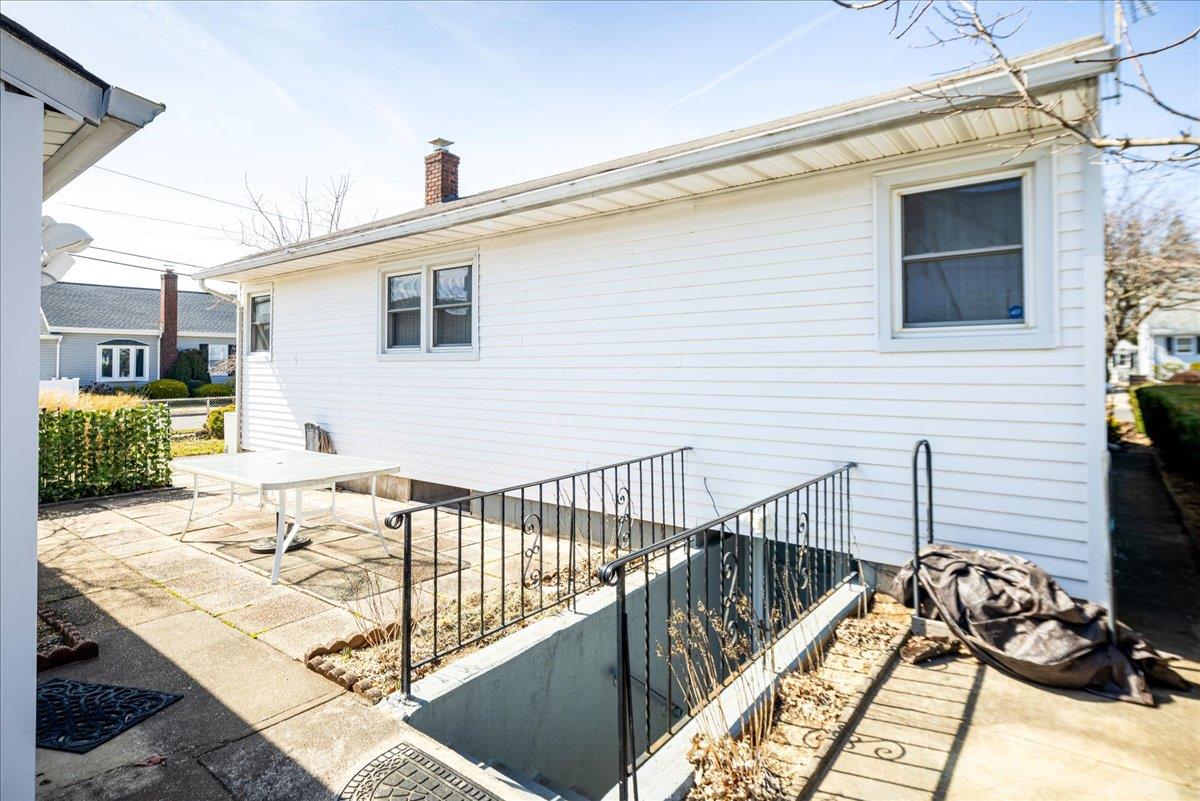 37 Miller Road, Hicksville, New York image 21