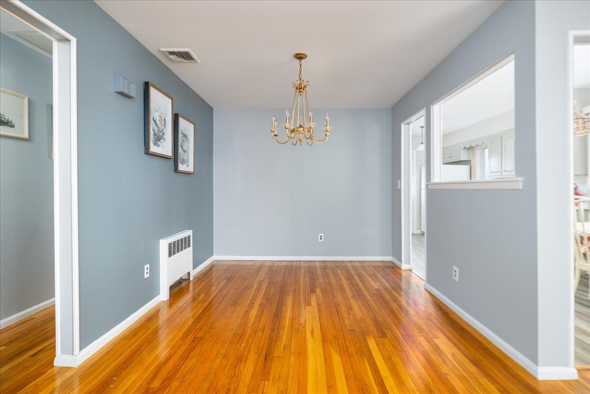 37 Miller Road, Hicksville, New York image 3