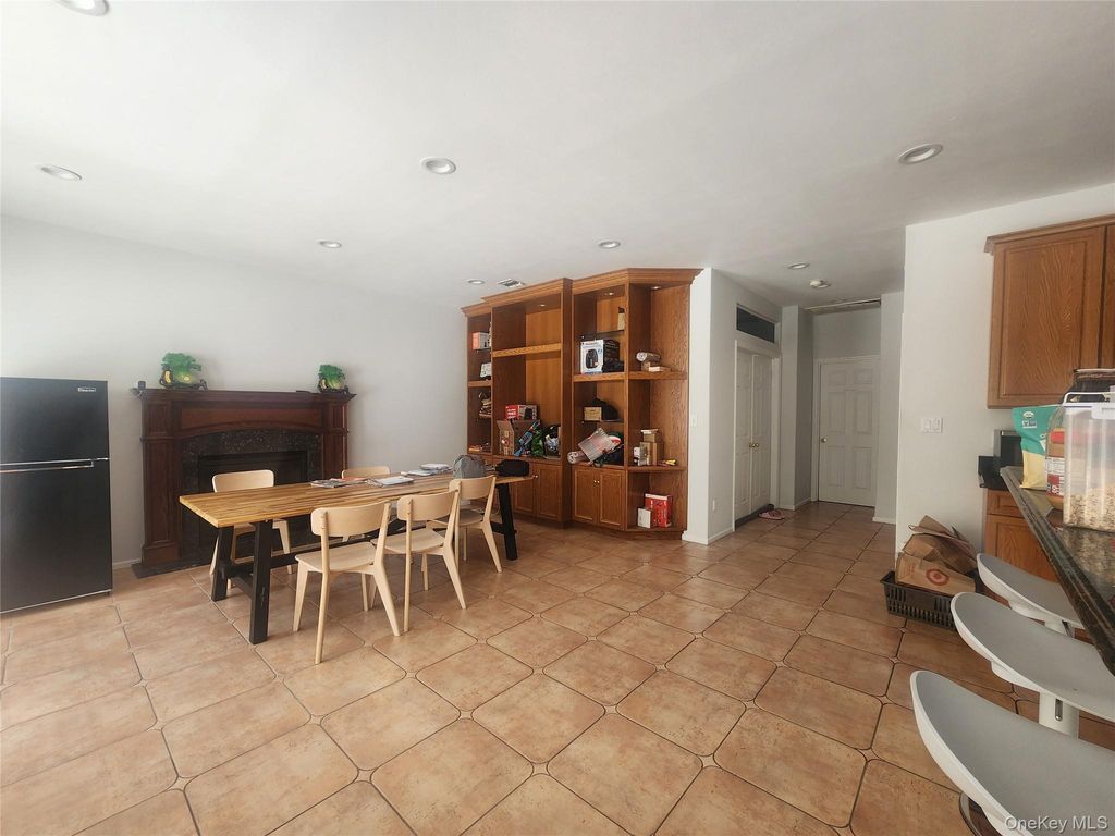 Photo of 3 Arbor Field Way, Lake Grove, NY 11755 (MLS # 965034)