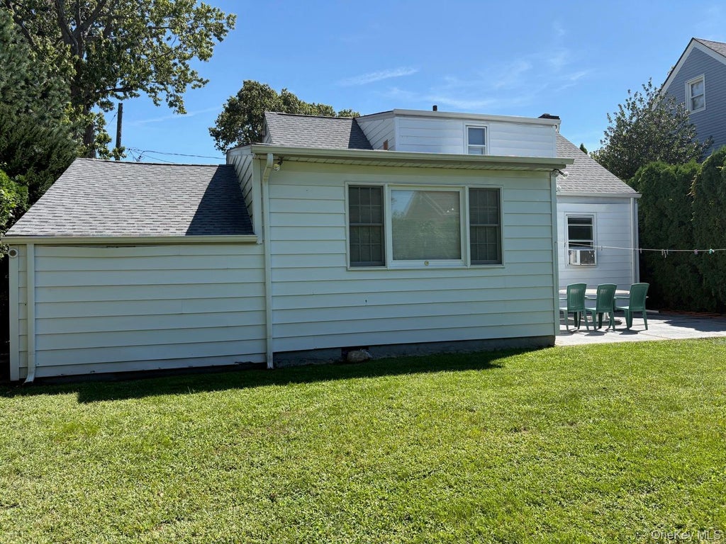 Photo of 111 King Street, Malverne, NY 11565 (MLS # 1051313)