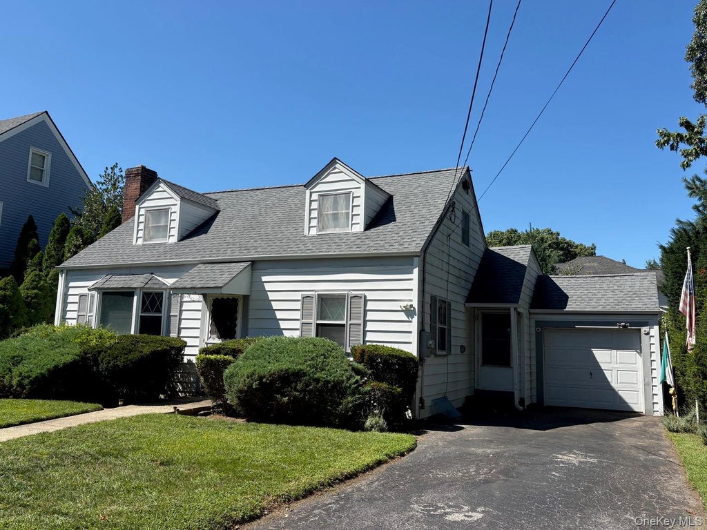 Photo of 111 King Street, Malverne, NY 11565 (MLS # 1051313)