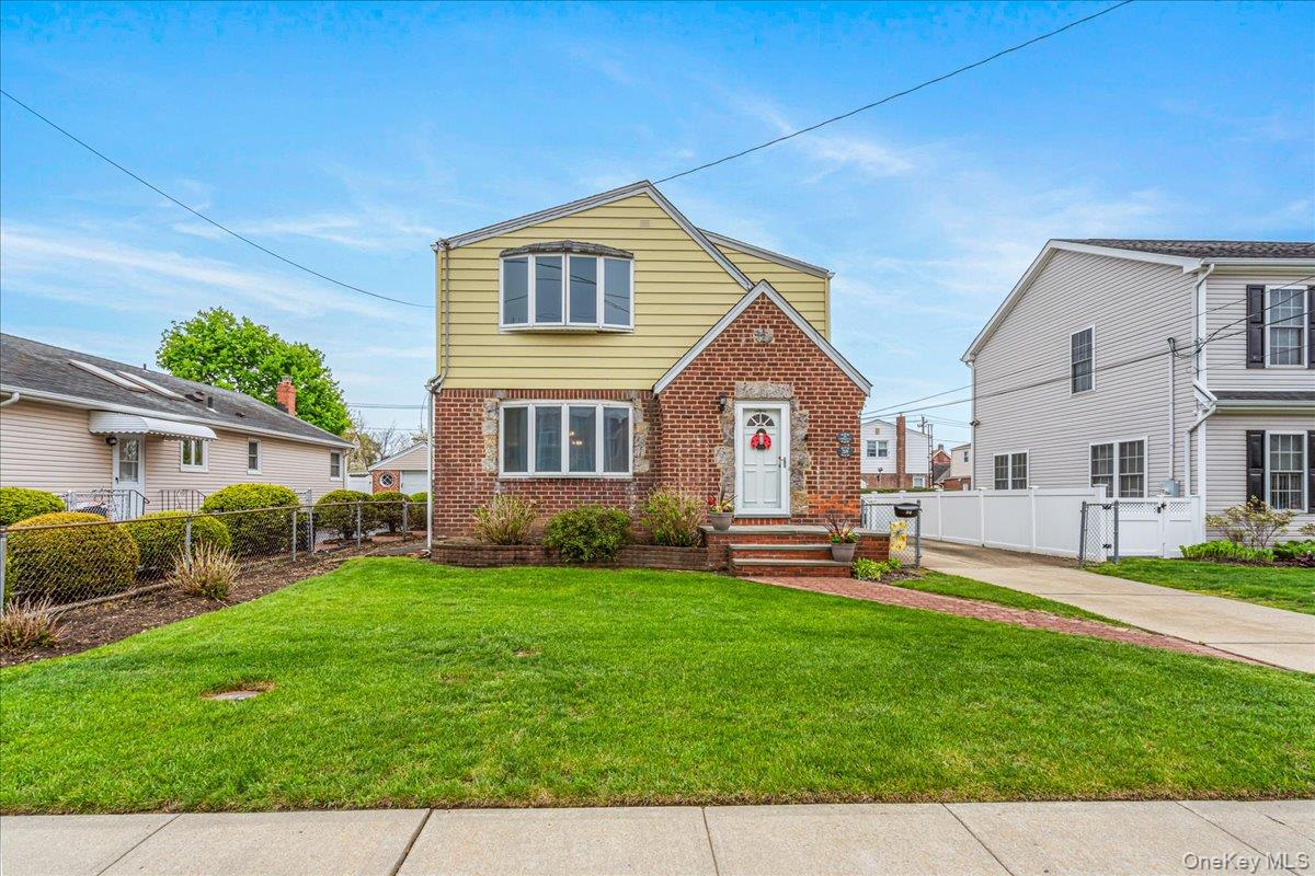 38 7th Street