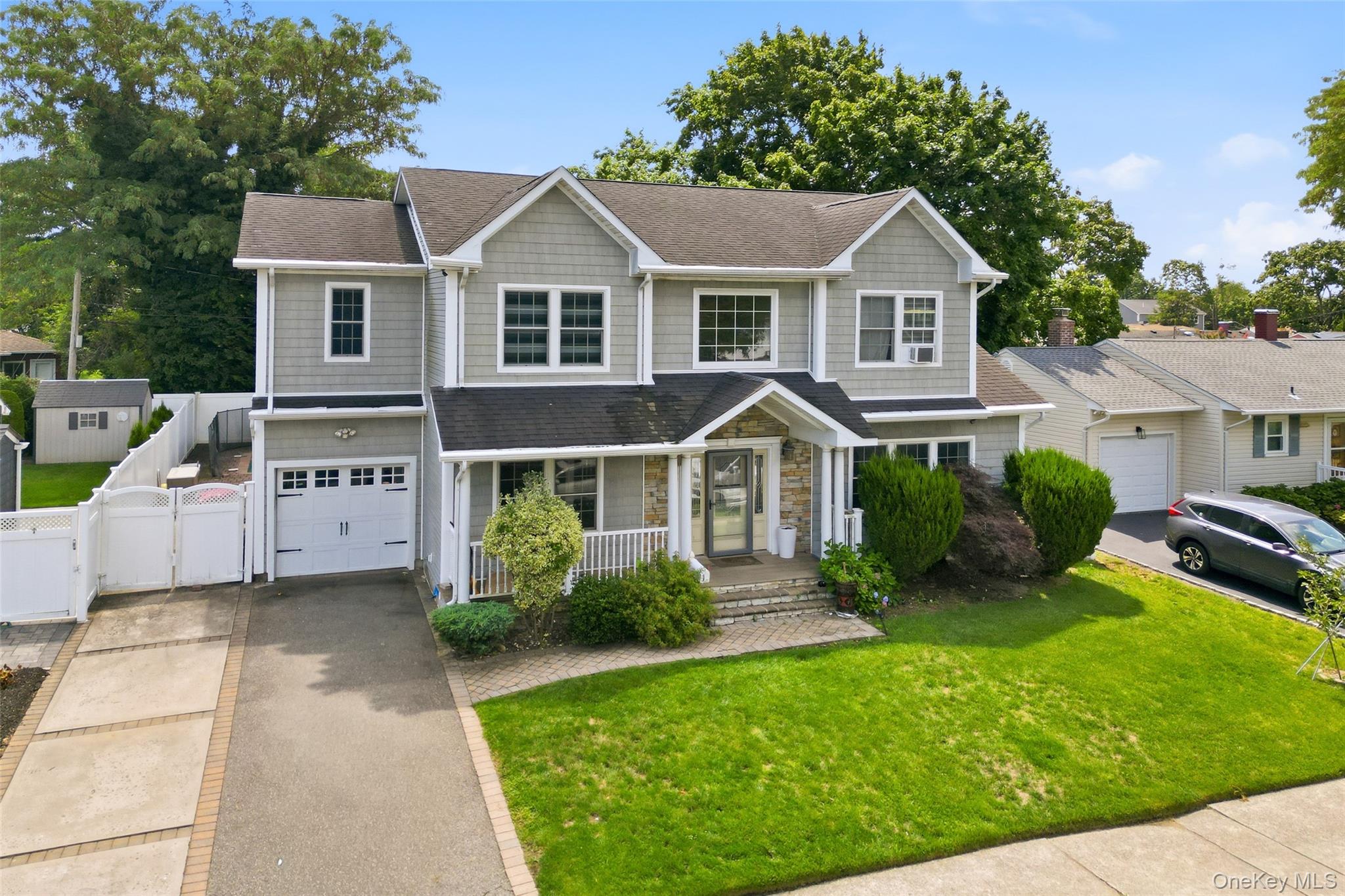 19 Manetto Drive