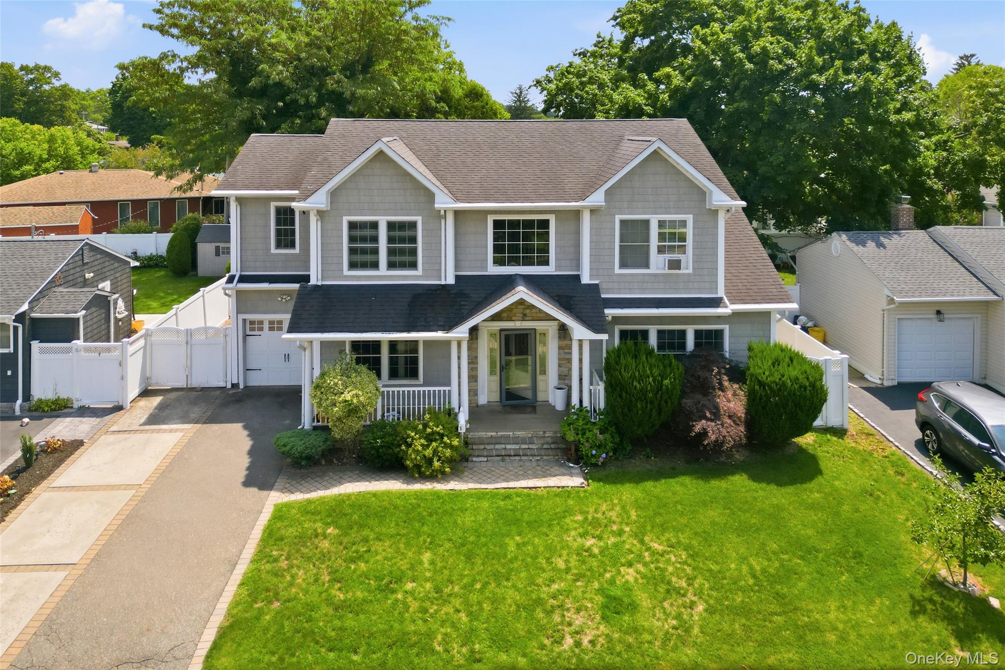 19 Manetto Drive