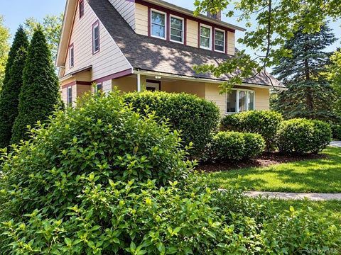 Homes For Rent - 42 Sammis Street<br/> Huntington, NY 11743