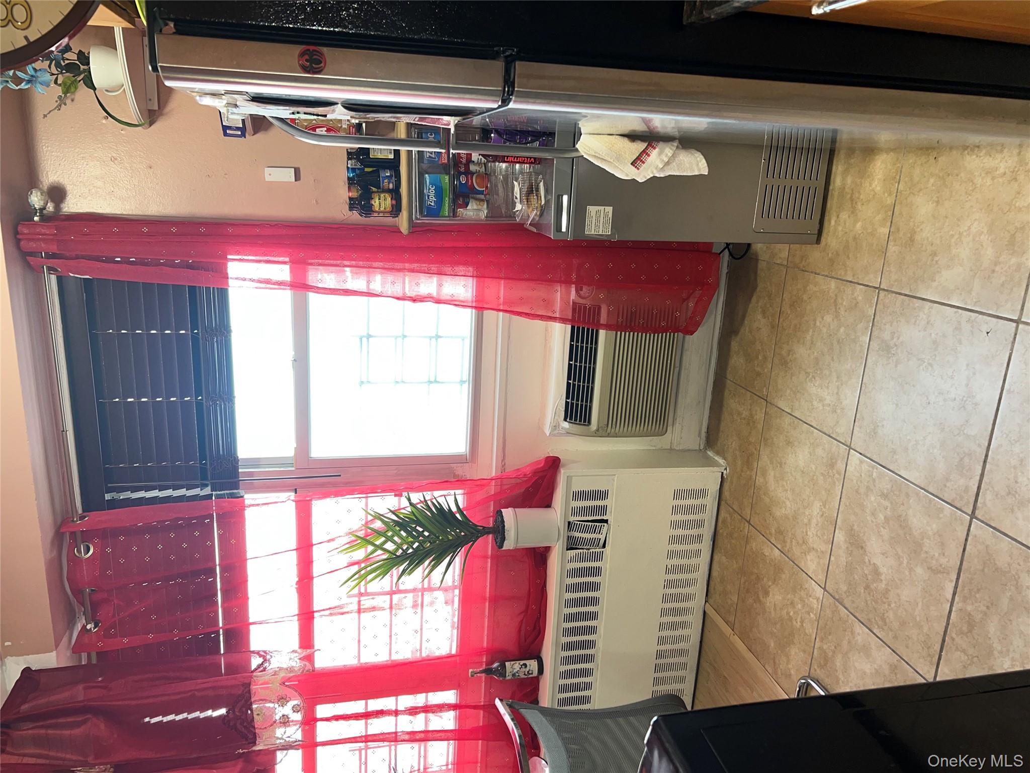 880 Boynton Avenue 13A