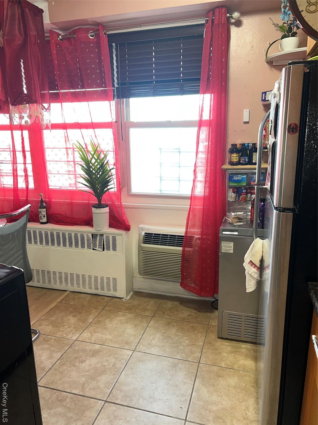 Photo of 880 Boynton Avenue #13A, Bronx, NY 10473 (MLS # 959619)