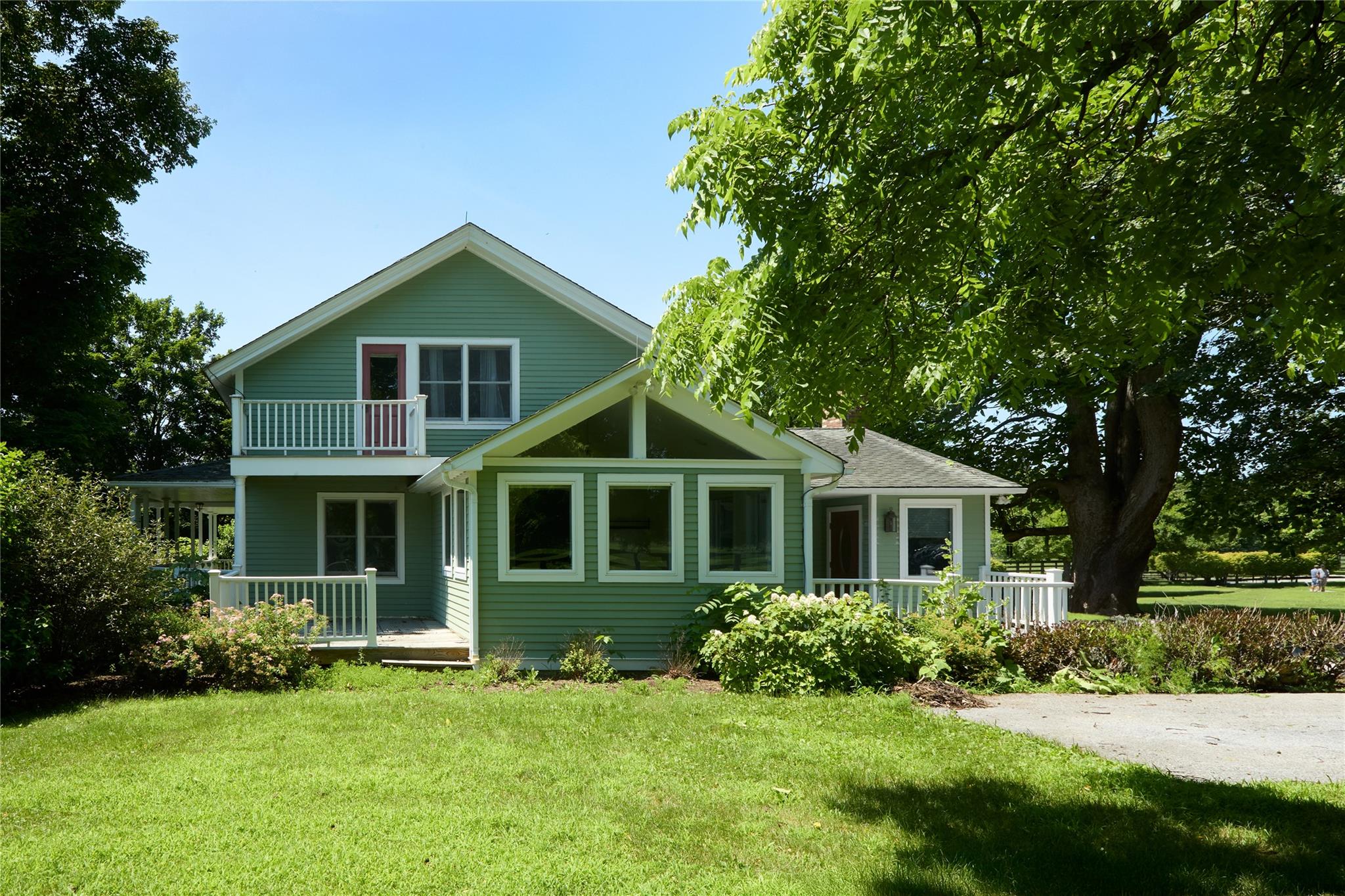 2039 Salt Point Turnpike