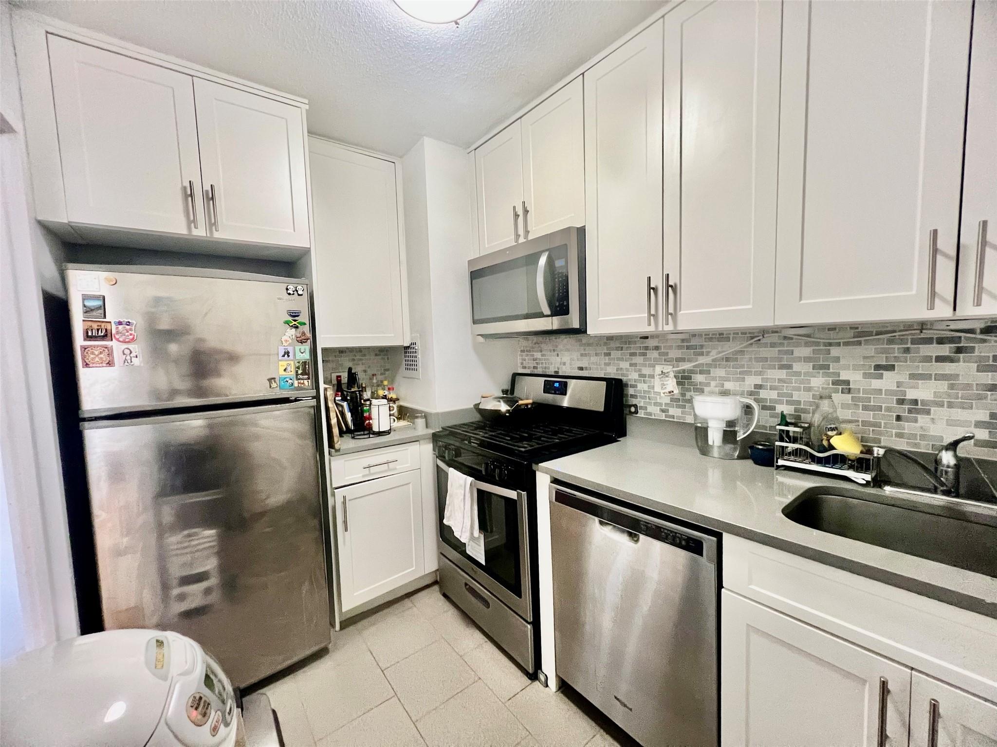 39-60 54th Street #7U, Woodside, New York image 6
