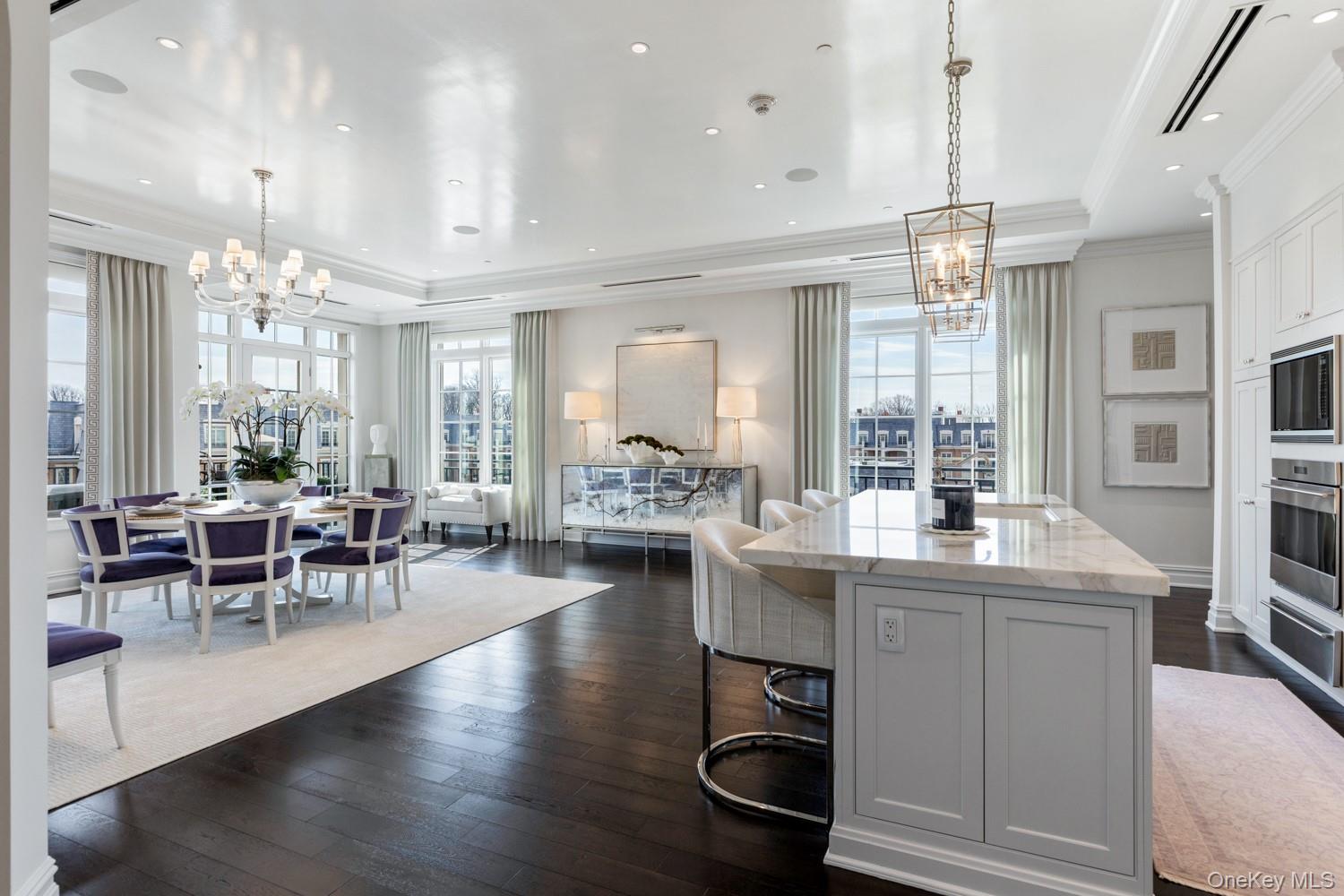 6000 Royal Court PENTHOUSE