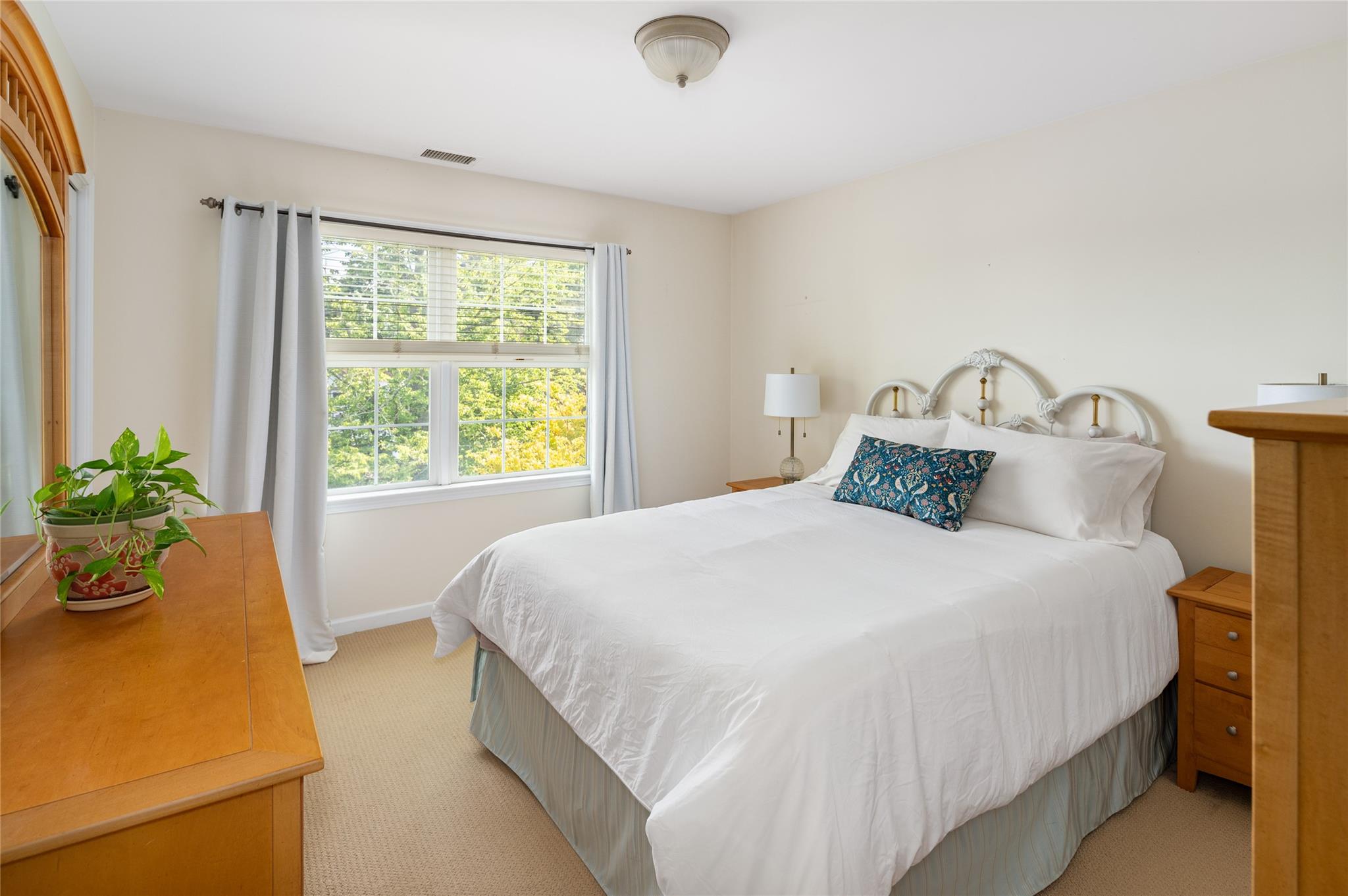 64 Bolton Avenue, White Plains, New York image 24