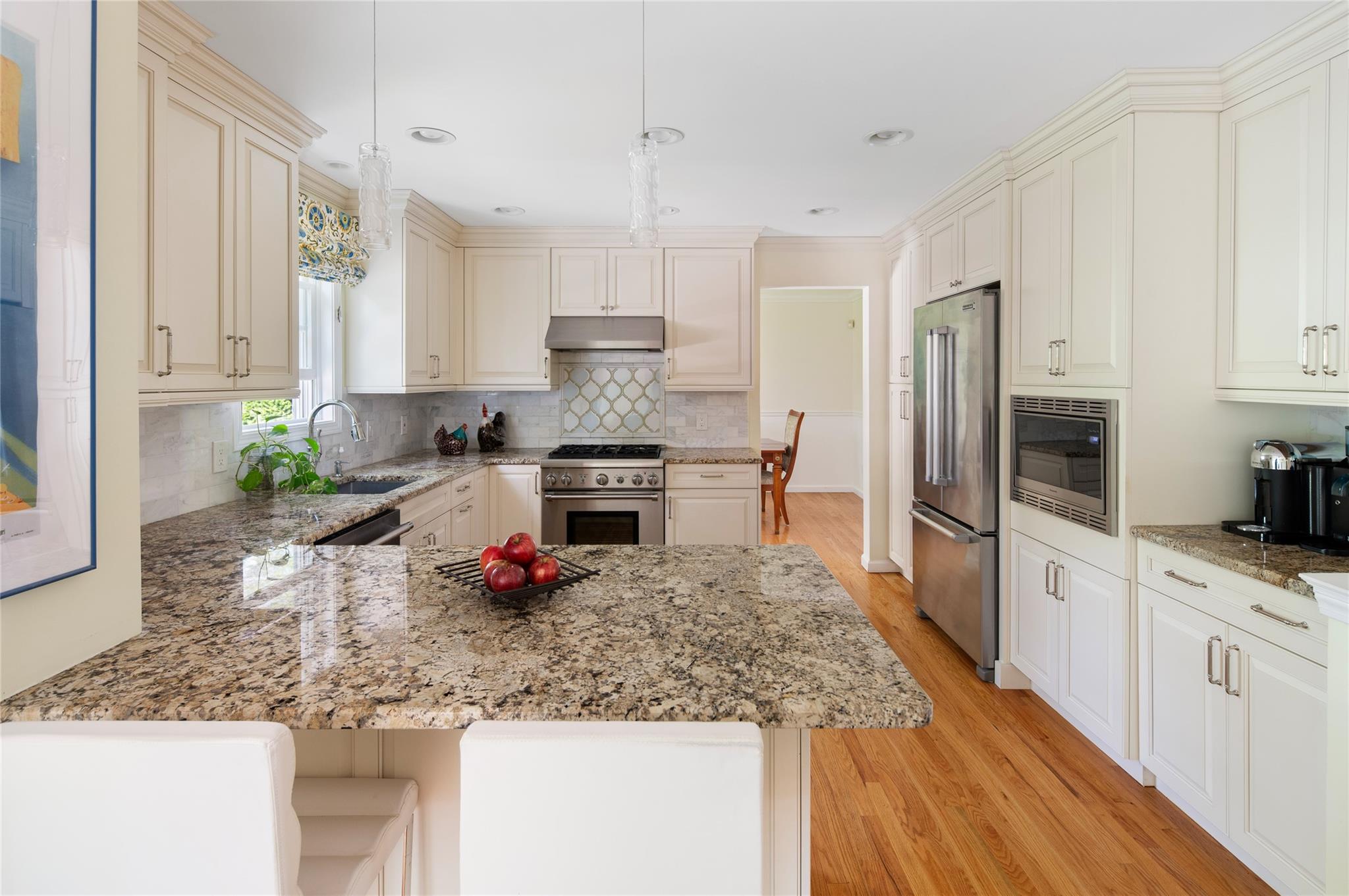 64 Bolton Avenue, White Plains, New York image 10