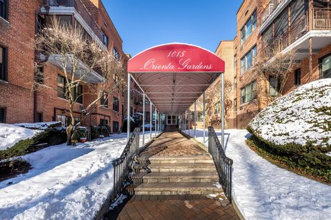 1015 Old Post Road 2H Mamaroneck NY 10543