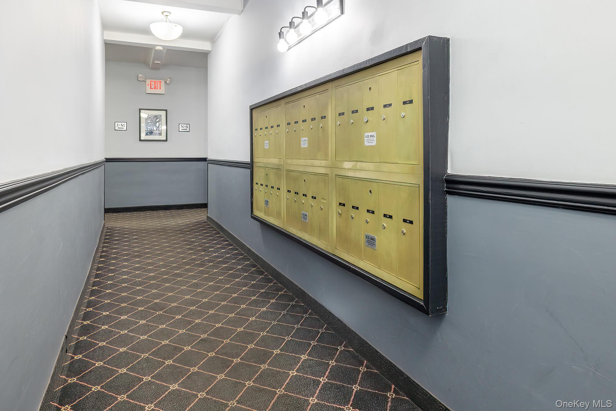 1015 Old Post Road 2H